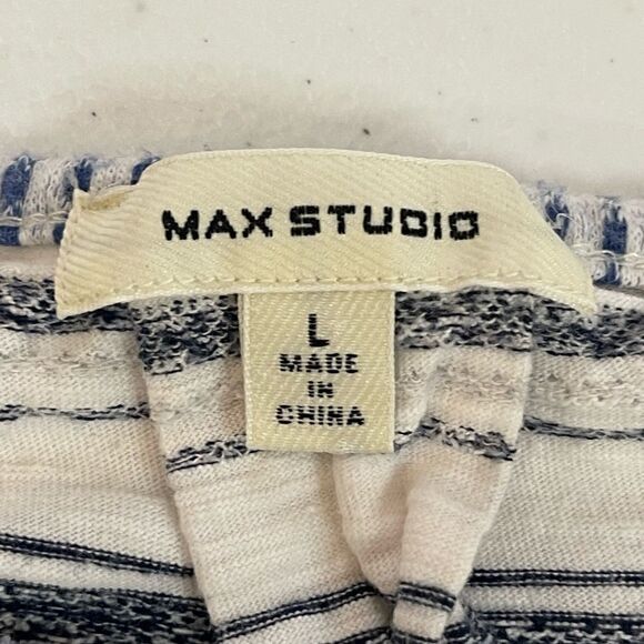 Max Studio blue white striped large top blouse - Picture 5 of 6